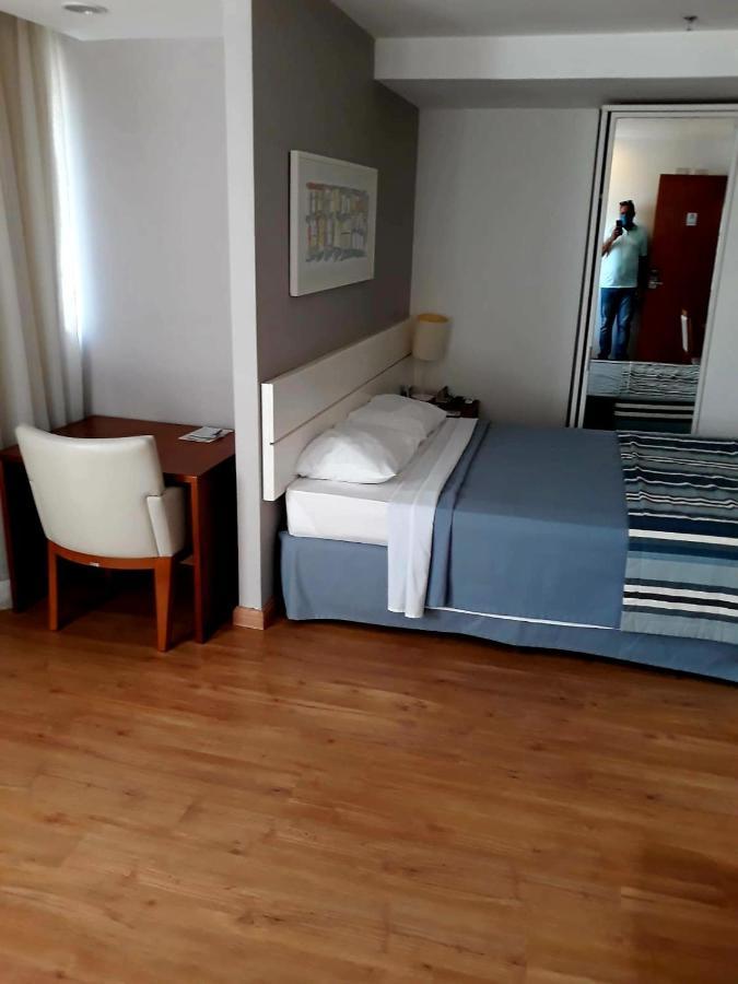Business Salvador Flat Aparthotel Exteriör bild